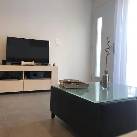 Apartment L' Arbre De Vie Hyeres